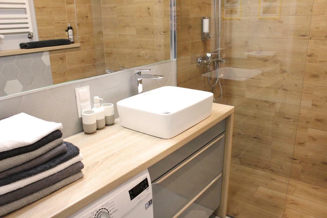Apartament Sloneczny Air Conditioning Słupsk Eksteriør billede